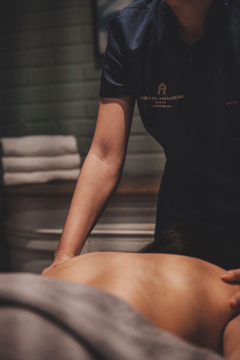 Reportage photo spa hotel seance massage pour communication digitale