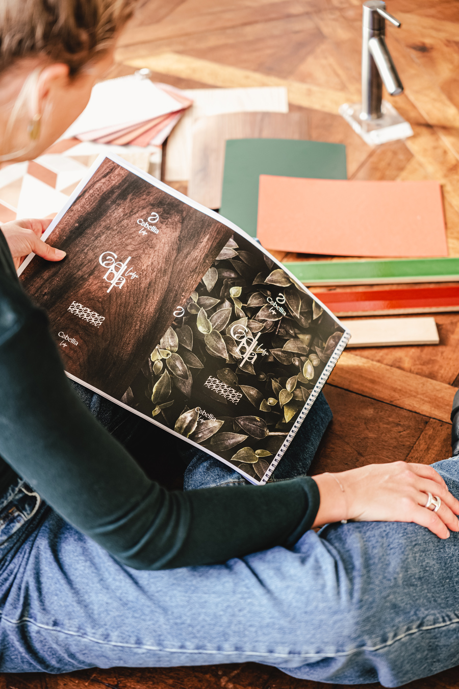 Création du logo, des déclinaison et du pattern pour un projet d'hôtellerie insolite