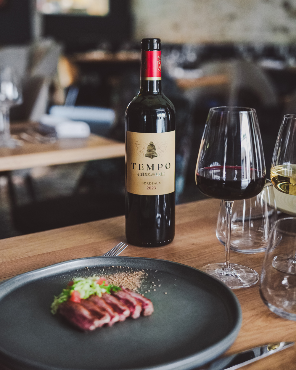 Mettre en avant la carte des vins sur les réseaux sociaux en 2026