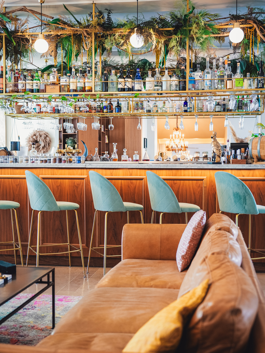 Prise de vue du bar d'un hôtel 5 étoiles