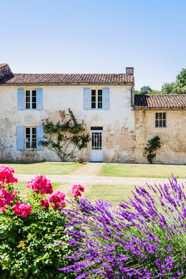 shooting-façades-hebergement-domaine-summer-vacances-ete-jardin-atelierdotcom