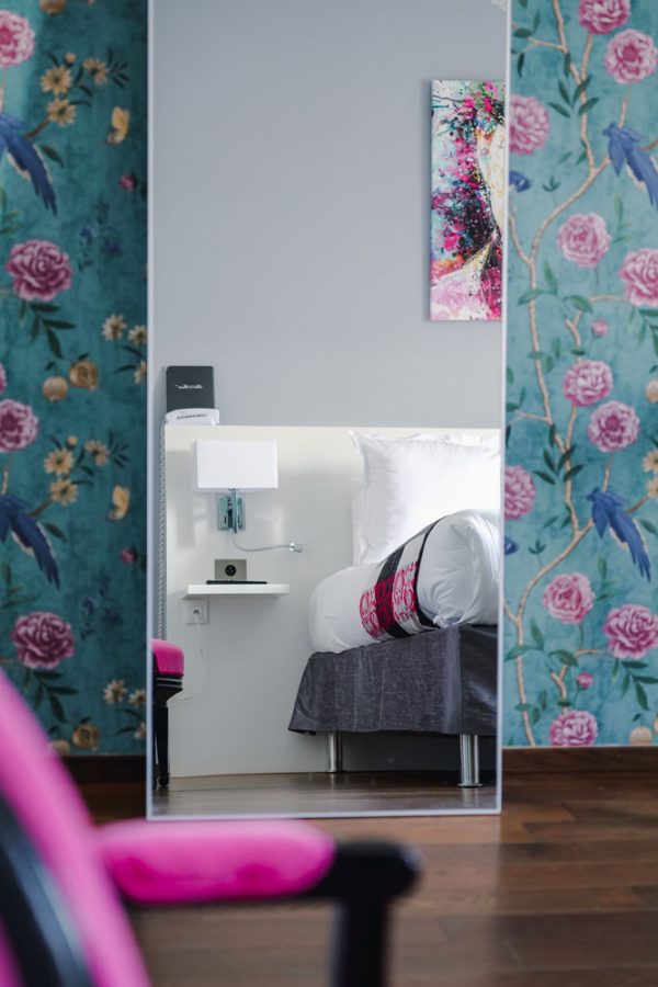 shooting-hotel-trois-etoiles-la-rochelle-espaces-chambres-rose-atelierdotcom